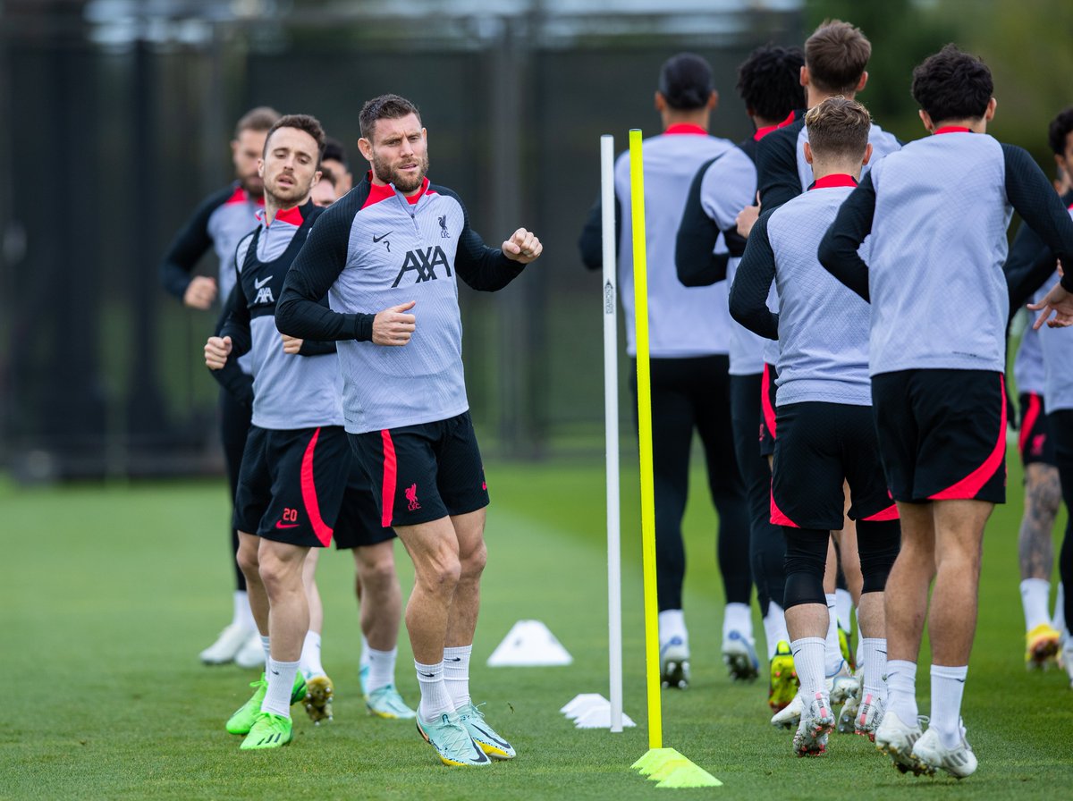 LFC's tweet photo. #UCL Training time ⏰ https://t.co/M2r9i09oO8