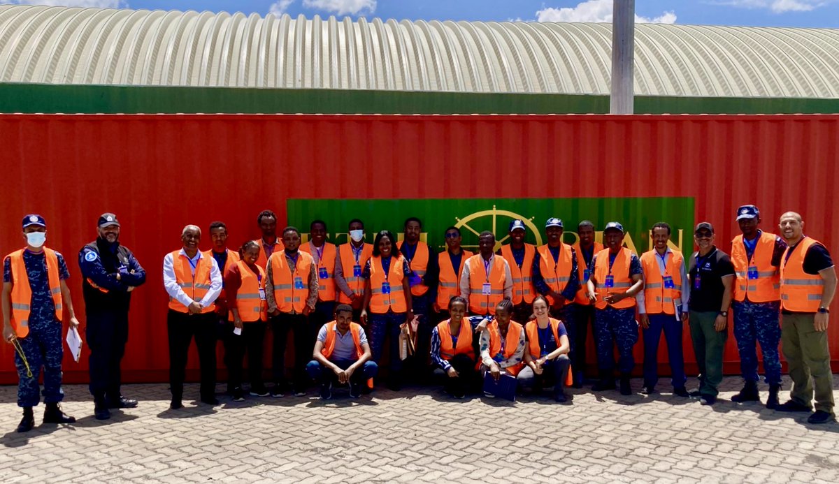 INTERPOL_HQ's tweet photo. 🔎 The #RedSea_Programme has just concluded Crime Scene Investigation training for 27 Ethiopian police, customs and immigrations officers 🇪🇹 https://t.co/JeSs8f1KgC
