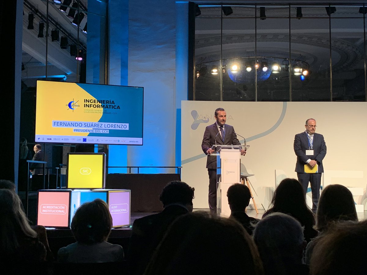 jssvgs's tweet photo. Entrega de los reconocimientos a las Universidades que han obtenido el sello #EuroInf. Gracias a la @ANECAinfo por permitirme participar en esta edición. https://t.co/RbVuxu5UQt