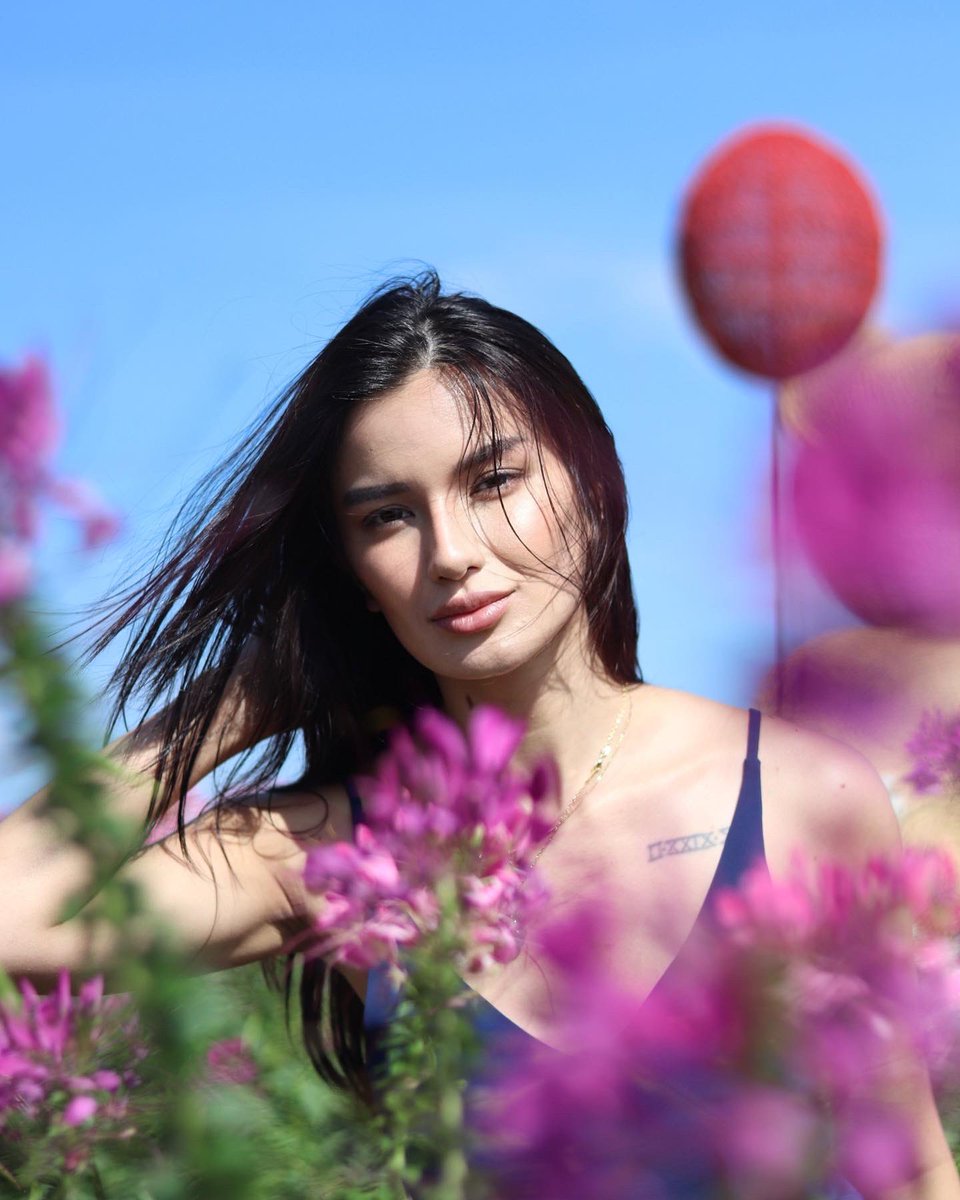 Diana Mackey tweet media