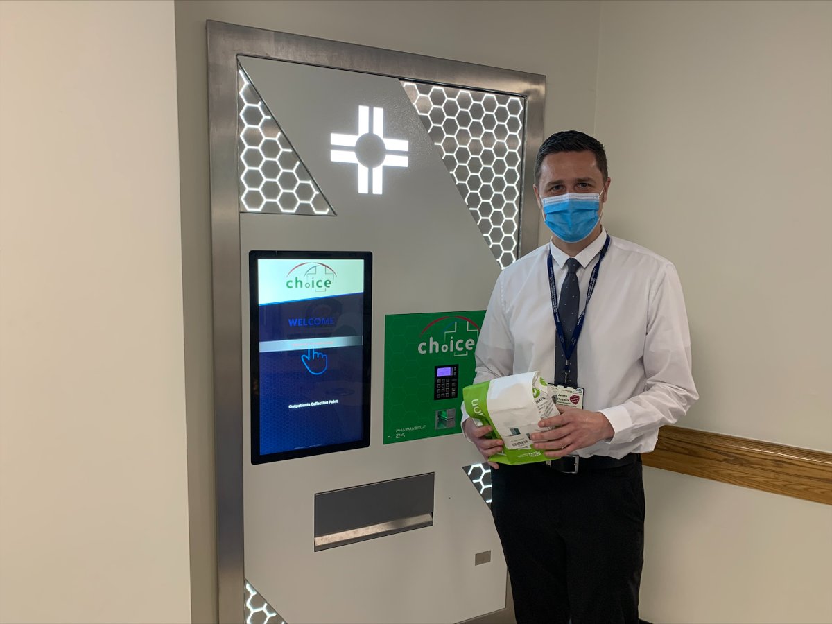 😲Sunderland Royal Hospital has become the first in the country to install a vending machine allowing patients to access their prescription medication 24/7 at the touch of a button! 👏 @STSFTrust piloted the technology, thanks to the support of around 100 patients.⬇️
