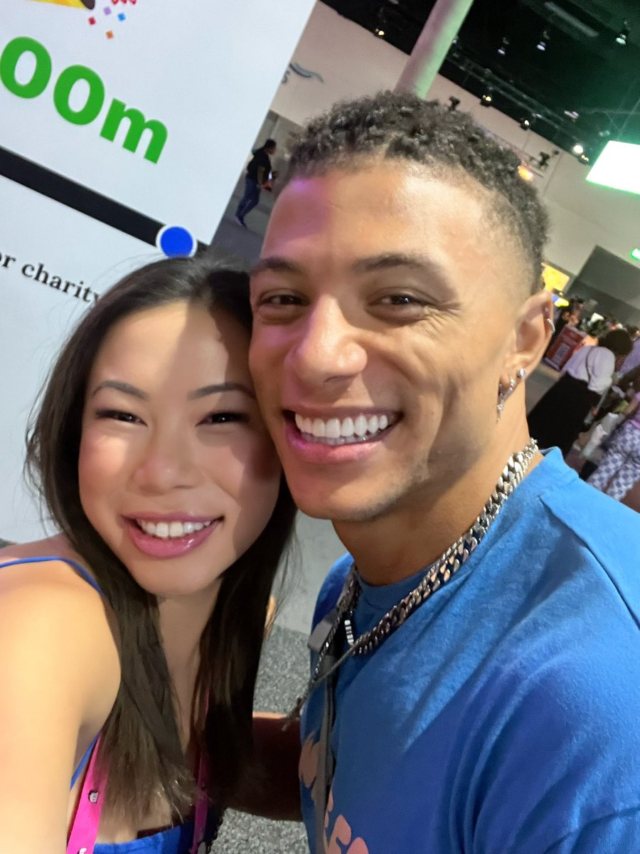 kaseyma__'s tweet photo. #Twitchcon was so fun!! Didn’t want it to end. Made so many memories, met my streamer friends, and made new ones 💕🥺. Twitter only allows 4 photos but there are so many more I wanted to include 😭. You know who you are! #TwitchCon2022 #TwitchConSD https://t.co/oq68CCzsYj