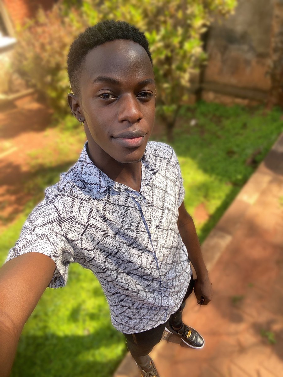 scott__ug's tweet photo. "You don't need to buy into any lifestyle besides your own and what best
fits your body."
#NaturalLooks. https://t.co/0HxOBupfTJ