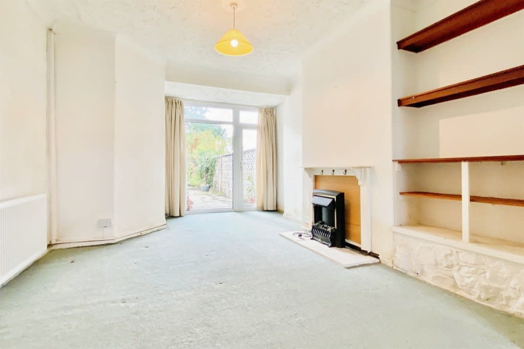 Peter Alan on Twitter "Murch Road, Dinas Powys For sale with no