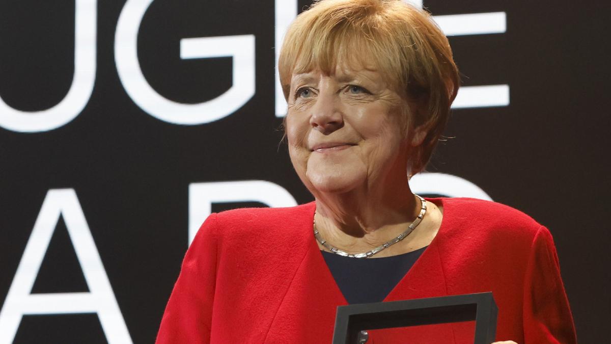 WELT on Twitter: "Merkel hätte laut Orban den Ukraine-Krieg verhindern