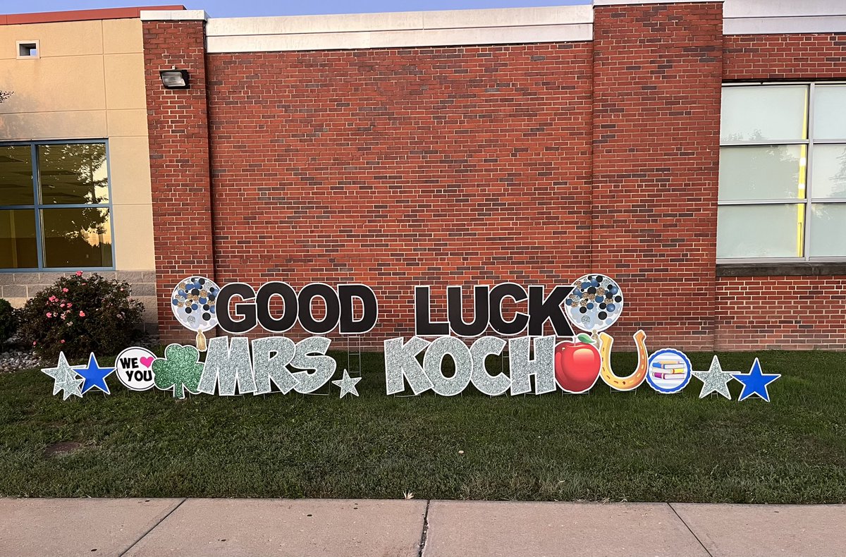 RMSKnights's tweet photo. Tonight is the night!  State teacher of the year 🥳 Best of luck to our very own Mrs. Koch!!! #LLRMSPride https://t.co/lU7aeQJICh