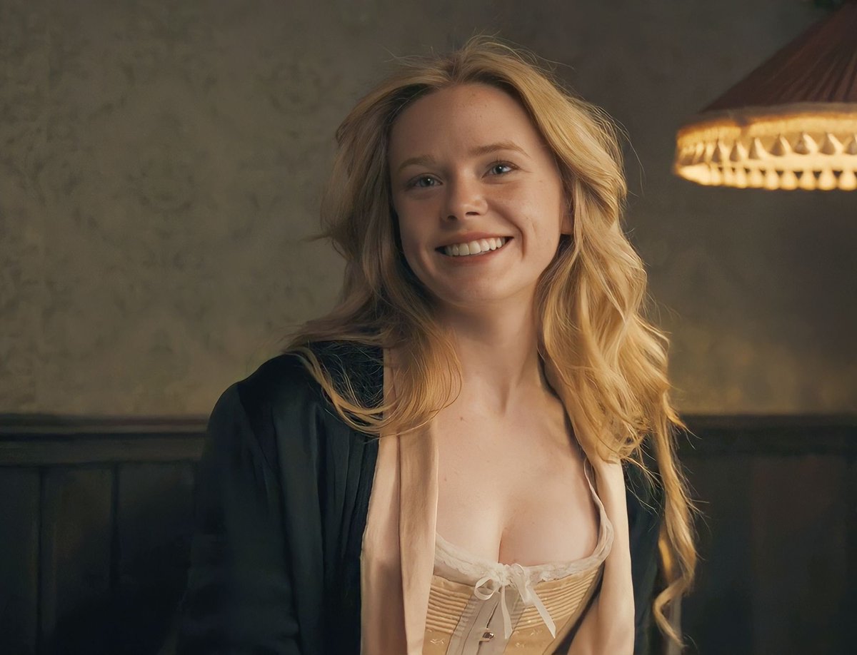 abigail cowen as sarah in 'redeeming love' is absolutely breathtaking, i love her