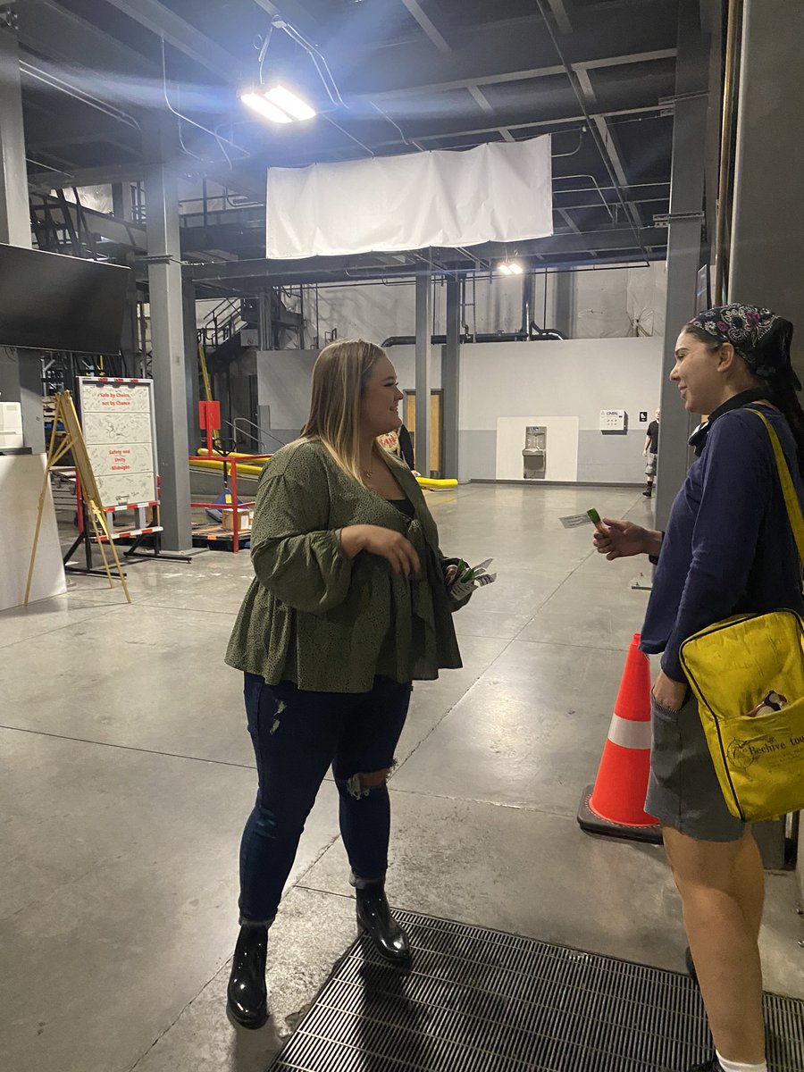 UTLKE_SafetyPreload tweet media