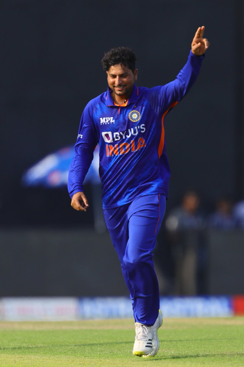 Kuldeep Yadav shines in 3rd ODI as SA bowled out for their lowest total in  ODIs vs India, Twitter can't keep calm | Cricket News | Zee News