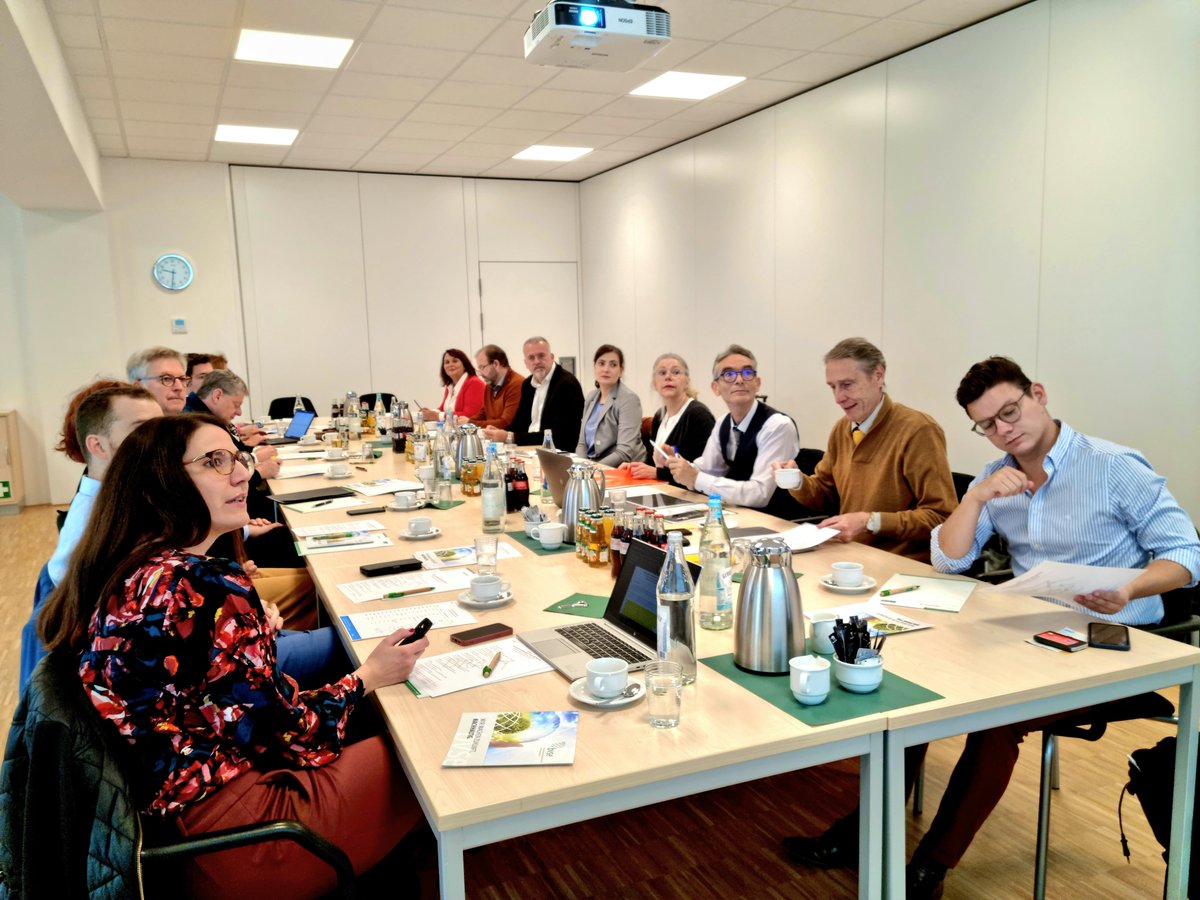 Der #bvse freut sich, heute in seiner Geschäftstelle in Bonn Gastgeber der #EuRIC ERA (European Recycling Affairs) Working Group zu sein. Auf der Agenda stehen wichtige EU-Querschnittsthemen, u.a. die Novelle der #WasteShipmentRegulation