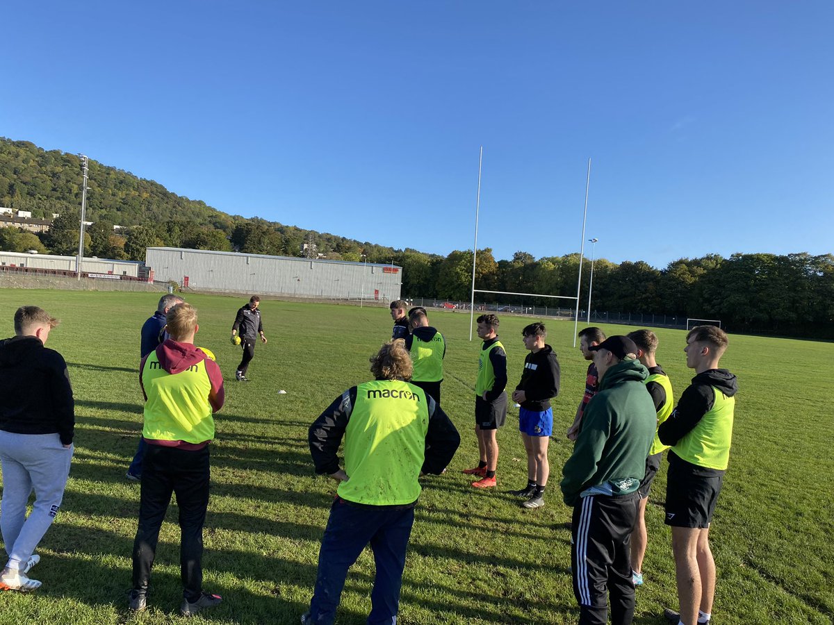 SRFCdevelopment's tweet image. Cracking day yesterday delivering @Gala_Rugby Coaching essentials course. Good mix of senior and youth coaches taking part. @KelsoRugby @JedforestRFC @PeeblesRugby @WalkerburnRFC @HawickRFC @SRFCdevelopment  @scotrugbycoach #APES #Fillthebarrell