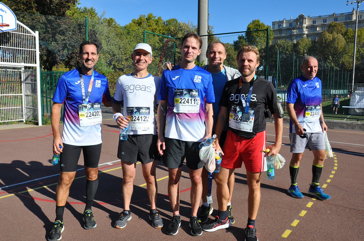Périclès Insight (@periclesinsight) on Twitter photo Bravo aux coureurs qui ont terminé avec brio les <a href="/20km_Paris/">Les Vredestein 20km de Paris</a> ce dimanche !
Le groupe, composé d’adhérents, de collaborateurs de Ageas et de Périclès Group, ont pu une nouvelle fois représenter les couleurs de <a href="/1MPV/">UnMaillotPourLaVie</a>.
#20km #20kmdeParis #1mpv Bravo aux coureurs qui ont terminé avec brio les <a href="/20km_Paris/">Les Vredestein 20km de Paris</a> ce dimanche !
Le groupe, composé d’adhérents, de collaborateurs de Ageas et de Périclès Group, ont pu une nouvelle fois représenter les couleurs de <a href="/1MPV/">UnMaillotPourLaVie</a>.
#20km #20kmdeParis #1mpv