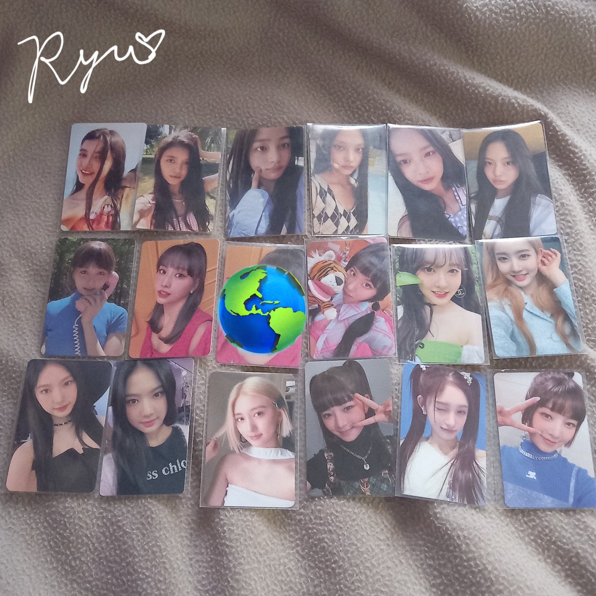 Rysells0313's tweet photo. WTT LFT STAYC IVE ITZY KEP1ER NEW JEANS AESPA NMIXX TWICE LE SSERAFIM FROMIS_9 PH
h: see pic 
w: drop gg offers!
Liked= noted
Ignore= pass
-not sensi
-within mm or near rizal only! Sco mod only as well
-prio trading a lot para sulit sf
-can sell rin wts lfb
-ratio depends https://t.co/aI5F4vW0Lt