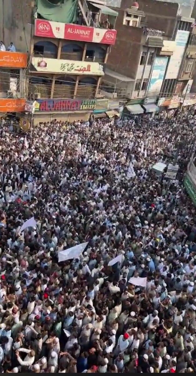 RehanZeb21's tweet photo. Terrorism has caused a lot of damage to Pakistan &amp; especially KPK. Unfortunately, despite so many sacrifices, peace is not being established. We hope that the security agencies will use all their energies to bring peace in kpk spec in #Swat. Peace is what we all need. #SwatSitin https://t.co/Z0rc6Hokv5