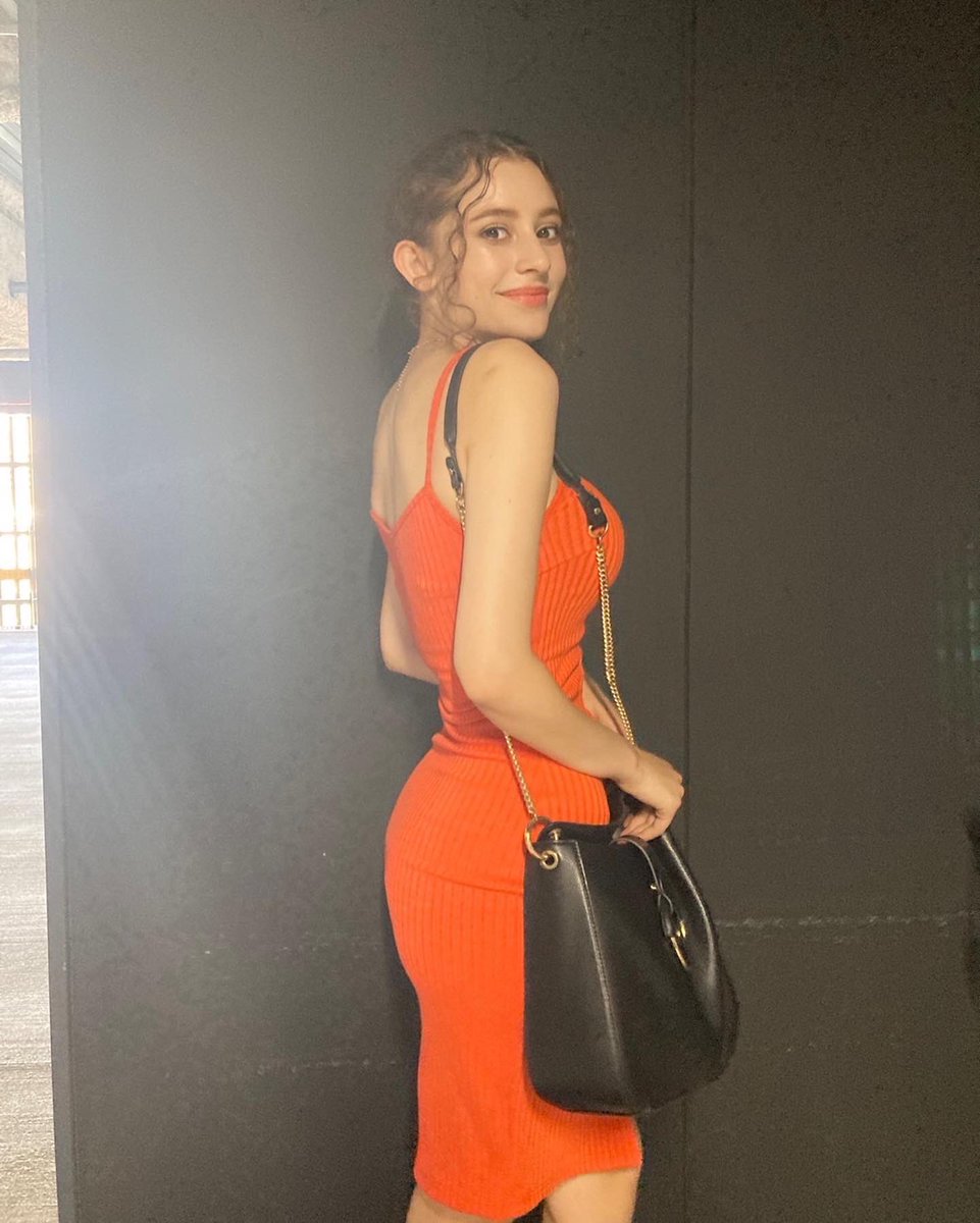 STARLA1202's tweet photo. Orange🧡🧡🧡

#jmixmodelagency  #スターラ #モデル  #starla #jk #女子高生 #高3 #外国人モデル #ハーフ #ハーフモデル #バイリンガル #model  #japanesegirl  #japanesemodel #teenmodel #teengirl #ファッションモデル #fashionmodel  #高身長女子 #撮影モデル #ファッション #大分 #japan #LJK https://t.co/DnQ70otf03