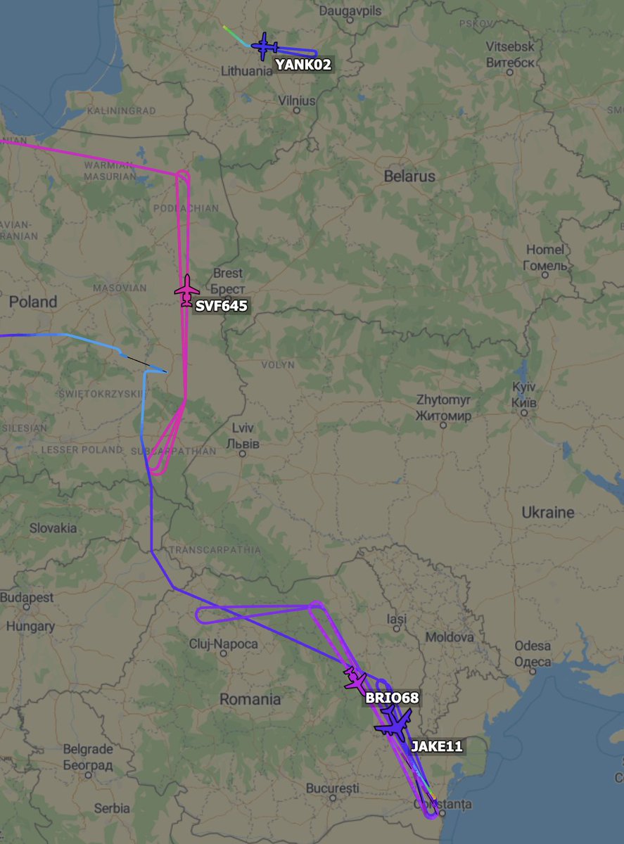 TheSnoopySnoop's tweet photo. Some old fashioned Eastern Block ISR 👀 📡 today in the form of
North to south: 👇
#YANK02 #AE515E RC-12X Guardrail 88-00325
#SVF645 #4A81F8 S-102B Korpen 102003
#BRIO68 #A60693 Challenger 650 ARTEMIS N488CR
#JAKE11 #AE01D0 RC-135W Rivet Joint 62-4139
#AvGeek #Planespotting https://t.co/5ZRhf8MNfQ