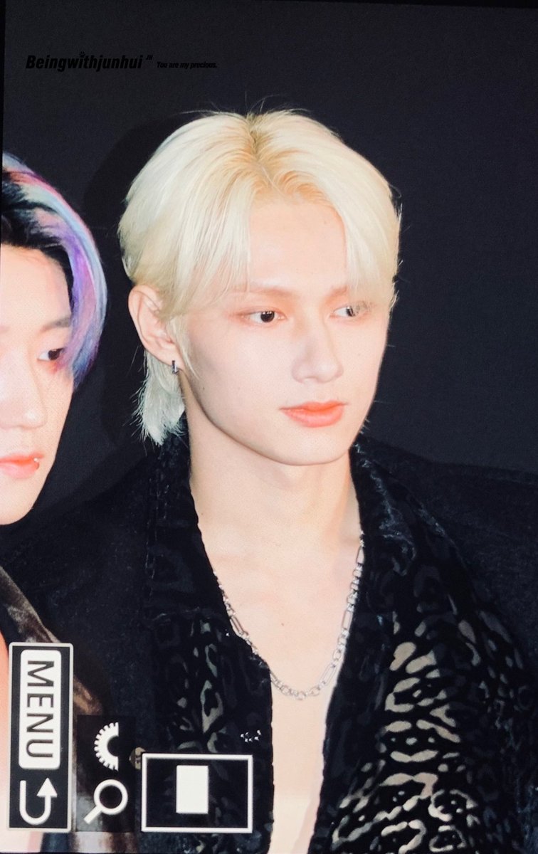 Being with junhui tweet media