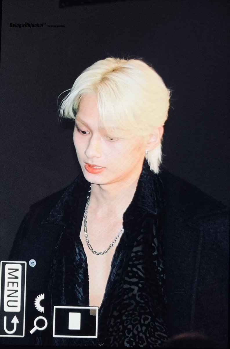 Being with junhui tweet media