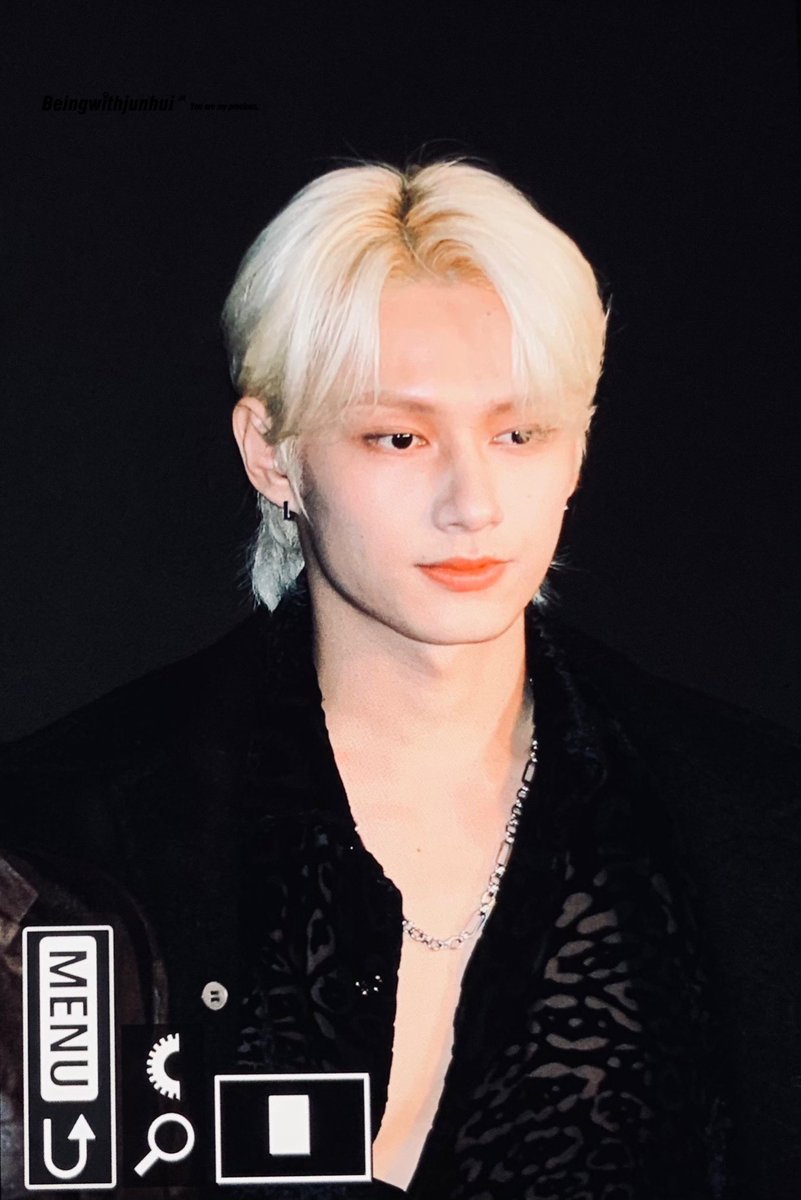 Being with junhui tweet media