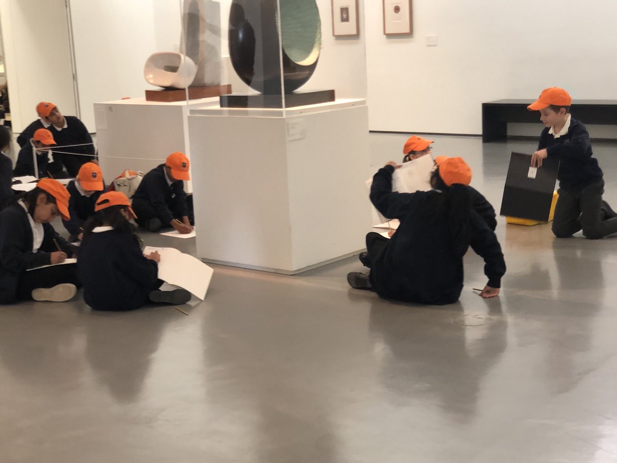 ClaireSimons18's tweet photo. Year 5 are engrossed! Sketching the different Hepworth sculptures. We’re having a fabulous time. Lots of awe and wonder. @stanneskly #bestdaysoftheirlives @bcw_cat @HepworthGallery #TakeOneArtist https://t.co/ZGDzcRzu8k