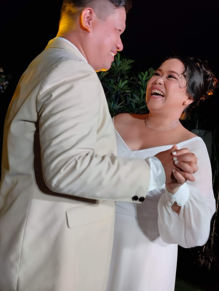 rozielyn's tweet photo. Our love story is something that we never planned, in God's perfect time there's fulfilling happiness and security and He is the author of our love story ❤️❤️❤️
#greatfulheart 
#100922❤️ 
#iRantoLyn💒
📸 John Rommel Distrito https://t.co/U7SRXRWOvp