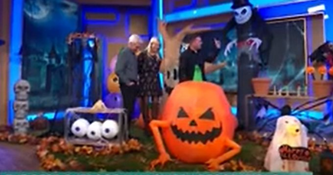 I approve of this segment on #ThisMorning.

At Halloween sometimes ghosts make people jump, others jump at spiders.  For #PhilandHolly perhaps it is queues they jump (could be a year round occurrence).