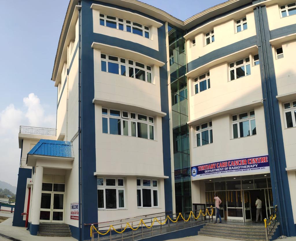 CPWDGOV's tweet photo. Shri Jairam Thakur, Hon’ble Chief Minister of Himachal Pradesh inaugurated Tertiary Cancer Care Center (TCCC) for Shri Lal Bahadur Shastri Medical College Mandi at Ner Chowk, Himachal Pradesh on October 07, 2022
#centralpublicworksdepartment #inauguration2022 https://t.co/R3ZTeHqAsE