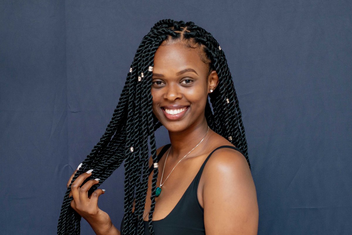 BiutyLtd's tweet photo. Senegalese Twist Braids

Senegalese twists are also called rope twists because of the thick, rope-like braids that form using this technique.The twists are a protective style because the process involves wrapping hair extensions around your natural hair before the twisting begins https://t.co/kMdFZVhgef