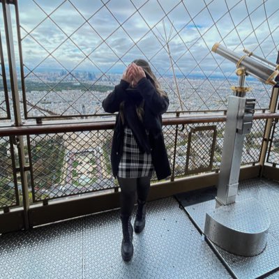 dely_andreina's tweet photo. #NuevaFotoDePerfil https://t.co/weoB2nAObO
