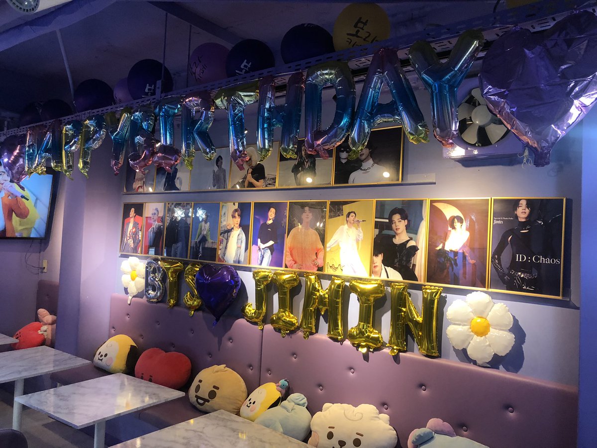 3040diet's tweet photo. ほぼ貸し切り状態のボラカフェ〜🐣💜 https://t.co/t8qOINpSLv