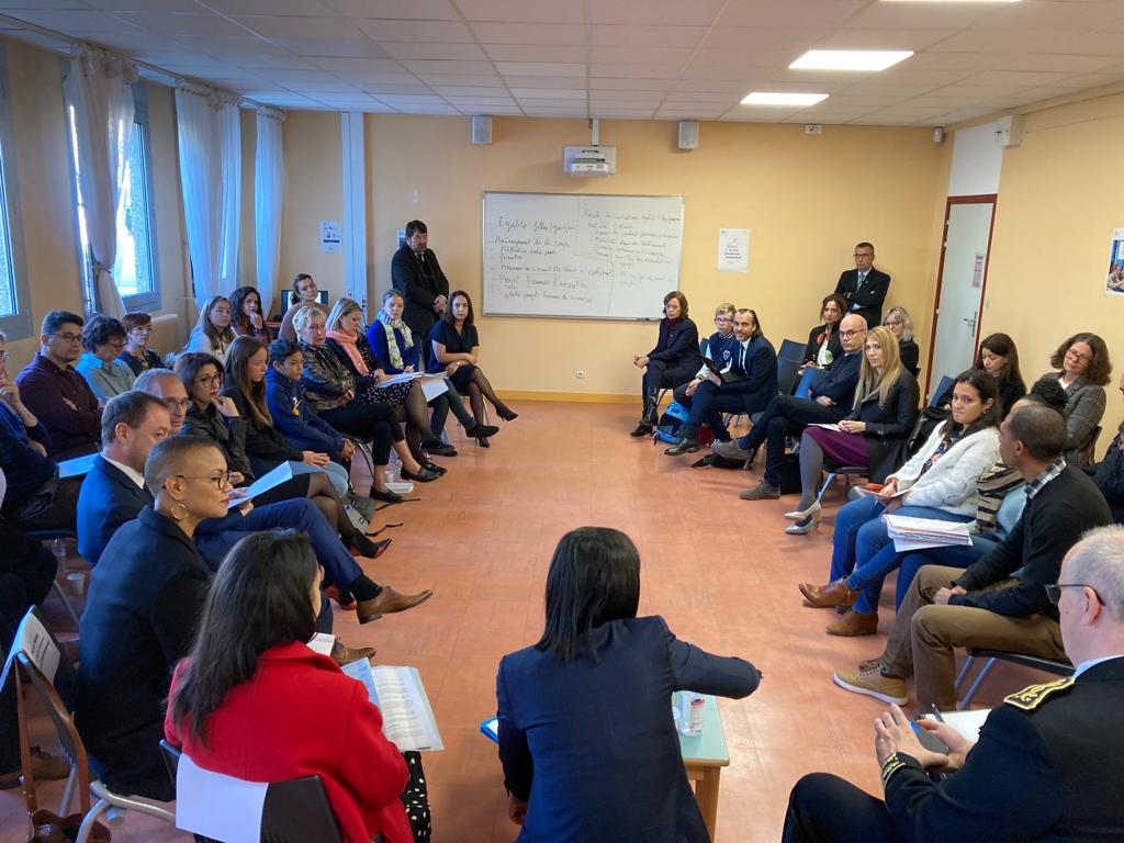 Académie de Versailles tweet media