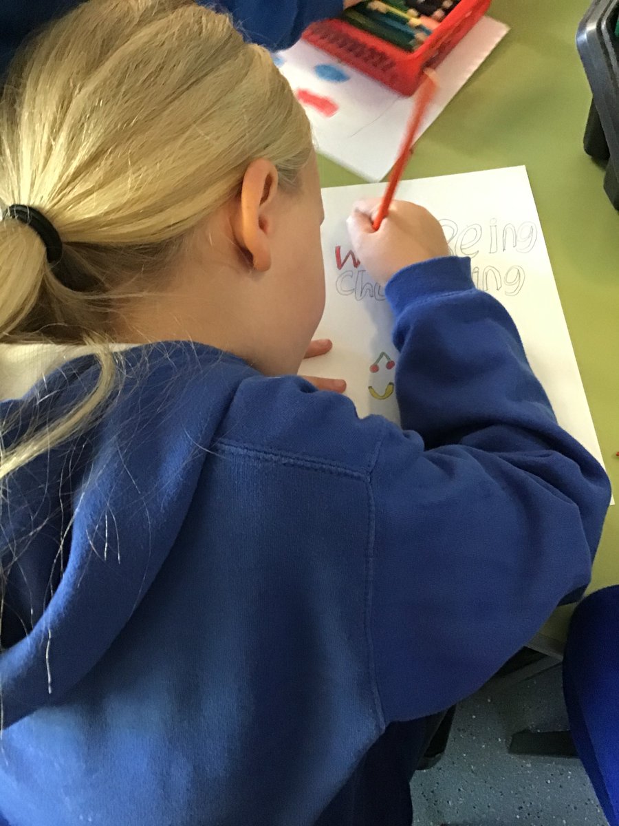 CrynalltPrimary's tweet photo. The well-being champions received their badges today and discussed how they are going to make their calming/relaxation bottles😀 #crypWellbeing #cryp1 #cryp2 #cryp3 #HealthyConfident #ExpressiveArts #crypLanguage https://t.co/JZK84zuQcr