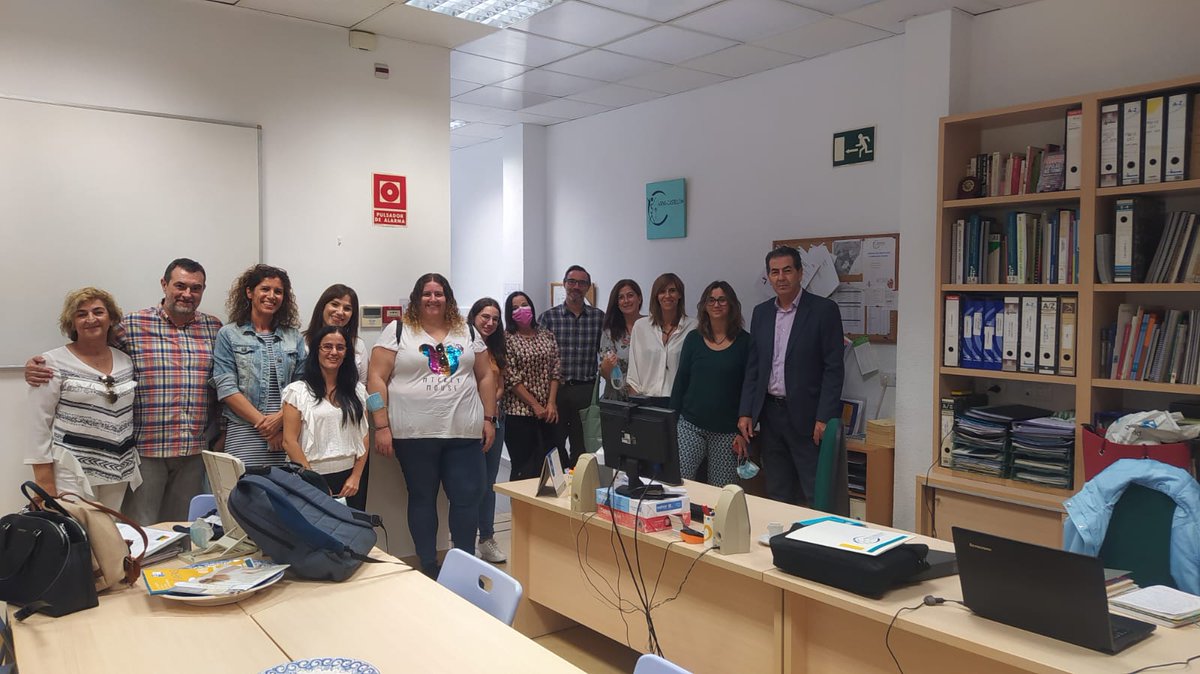 RsCcastellon's tweet photo. El pasado viernes la Mesa de Responsabilidad Social Corporativa Castellón realizó una visita a las instalaciones de ASPAS CASTELLÓN donde se llevó la reunión mensual con las empresas y organizaciones miembros de la mesa, con la finalidad de poner en común buenas prácticas en #RSC https://t.co/OKBrbcaGdL
