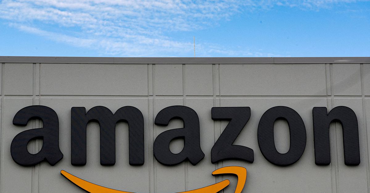 German union calls on Amazon workers to strike during sale reut.rs/3CrG1Cw