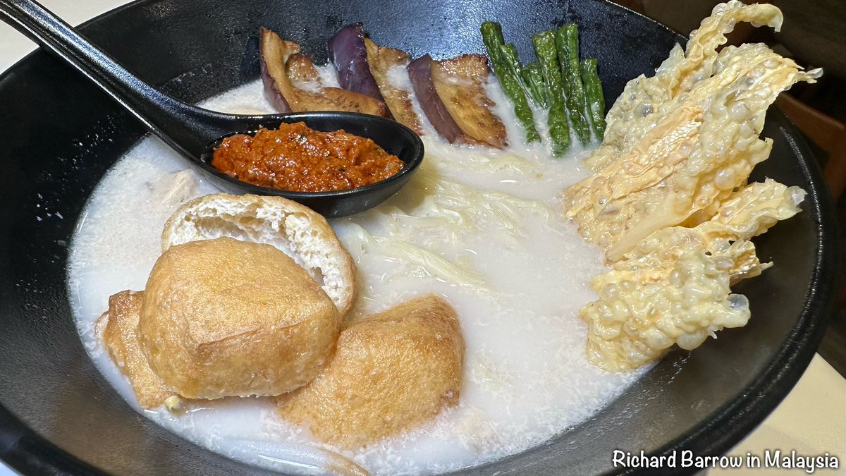 Richard Barrow on Twitter "For dinner tonight we went to Bodhi Tree