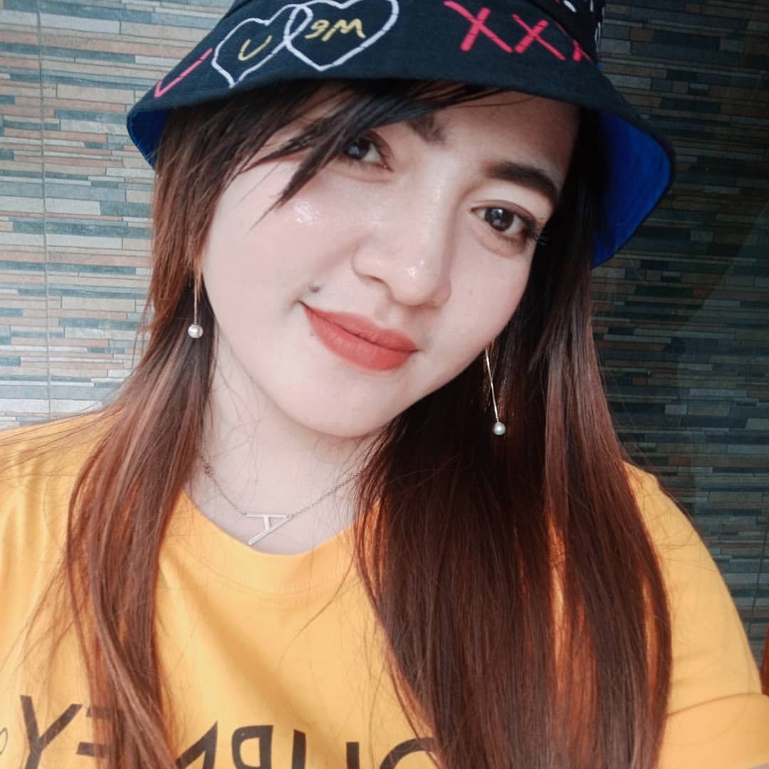 bundaprincesia's tweet photo. Yang dulu ditenangkan ketika menangis. sekarang justru menangis agar lebih tenang https://t.co/qYc9cs958z