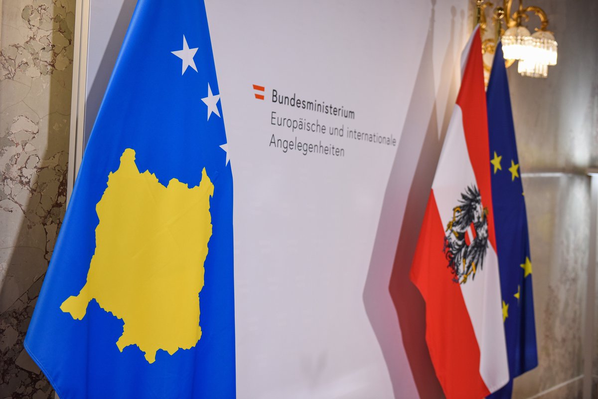 🇦🇹 ist ein verlässlicher Freund für 🇽🇰.
Herzlichen Dank, lieber Alexander <a href="/a_schallenberg/">Alexander Schallenberg</a>, für ein weiteres gutes Gespräch unter Freunden zu wichtigen bilateralen Fragen und zu Frieden und Stabilität in Europa. Danke für die 🇦🇹 Unterstützung für 🇽🇰 und unseren Weg in die 🇪🇺.