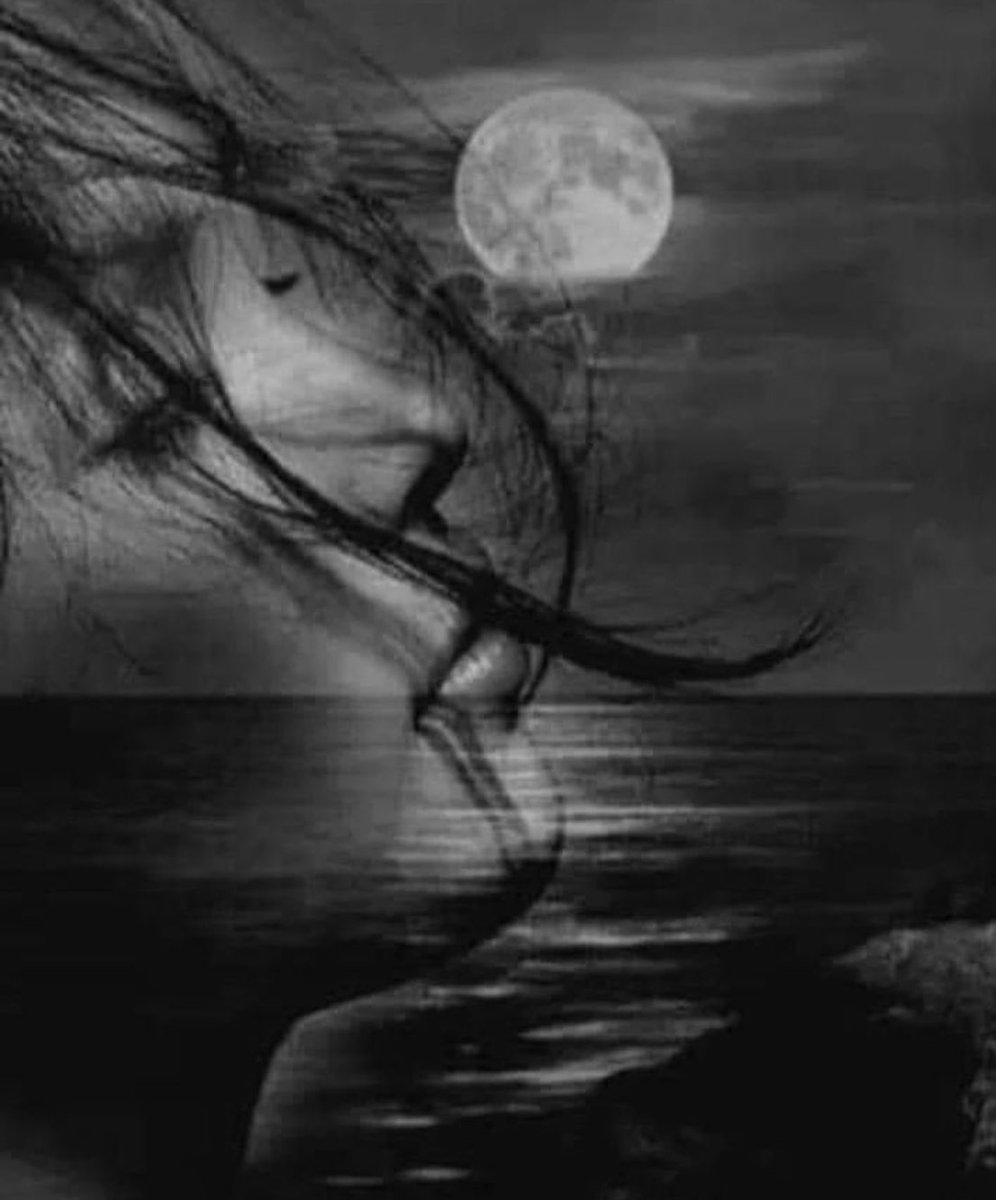 tomGe60830514's tweet photo. ويقترب الليل 🌙🌠
و يشدني جمر الاشتياق
كصاعقةٍ⚡💫
تضرب القلب بجنون❤️‍🔥
وتهطل امطار الشوق⛈️🌧
بلوعة الحنين.. 🔥☄️
#الغريب_سعد
. https://t.co/hnkvzyhyWw