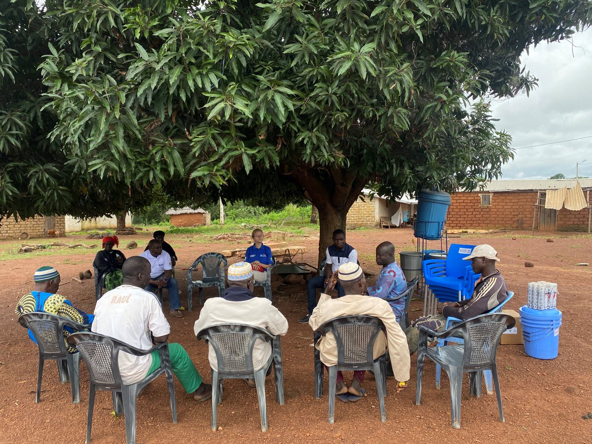 OIMCotedIvoire's tweet photo. L'OIM a appuyé les autorités locales de la région du Folon dans la promotion du dialogue intercommunautaire à travers le renforcement des capacités techniques et matérielles de quatre comités locaux de paix.
#Safemigration #RECOSOC #AmbassadeduJapon @UNmigration @IOMROWCA https://t.co/9YBhHCDyCp
