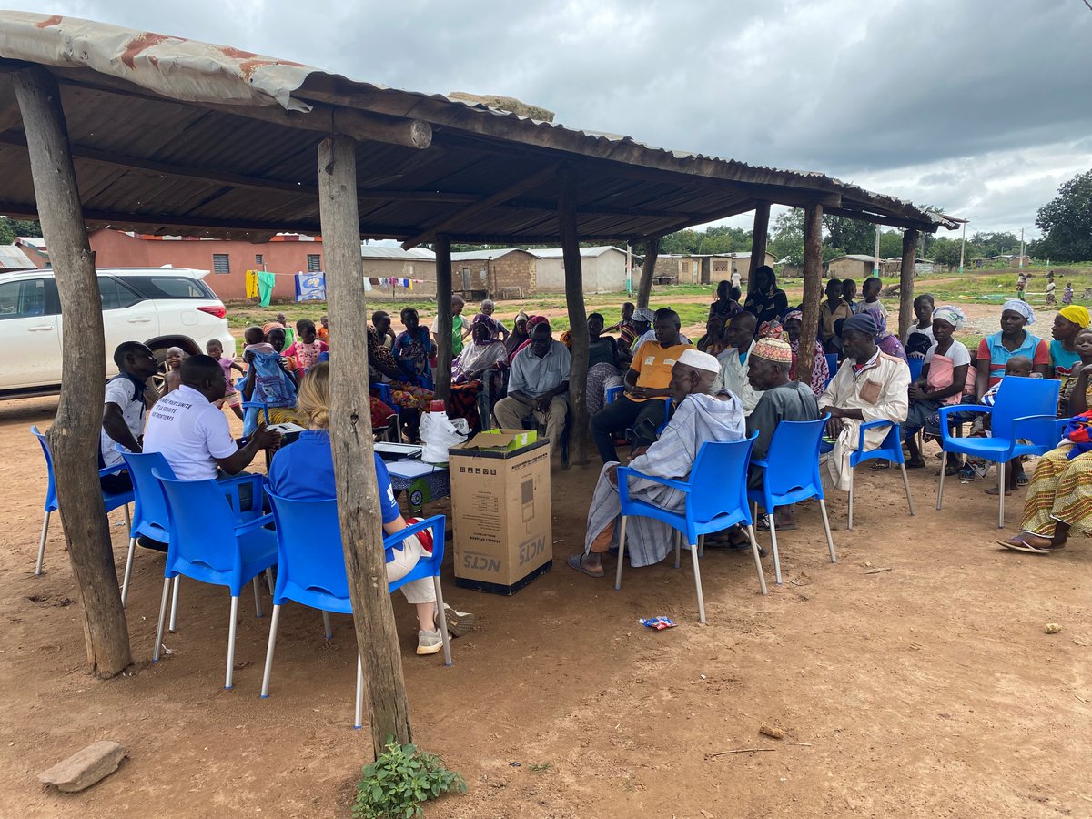 OIMCotedIvoire's tweet photo. L'OIM a appuyé les autorités locales de la région du Folon dans la promotion du dialogue intercommunautaire à travers le renforcement des capacités techniques et matérielles de quatre comités locaux de paix.
#Safemigration #RECOSOC #AmbassadeduJapon @UNmigration @IOMROWCA https://t.co/9YBhHCDyCp