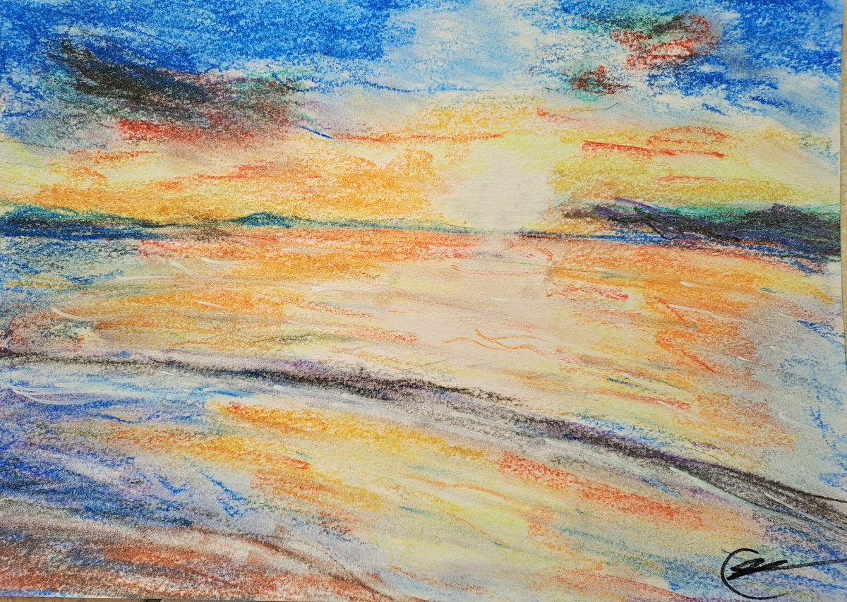 Sunset, the first pastel drawing I've done since secondary school. Not a terrible start.
#pastel #Art