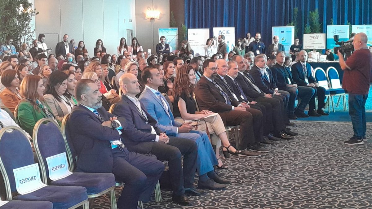 TerraformersAid's tweet photo. We will be present at Le Royal Hotel Beirut for the next couple of days.
Come join and meet us and check our environmental friendly project Drone-Aid.
Discord https://t.co/BqoYhQzxET
(Mint your NFT)
Website https://t.co/qmNfWFtbjN
#grID2022 #drones #ecofriendly #GoGreen #Farming https://t.co/fcF1A5WfqT