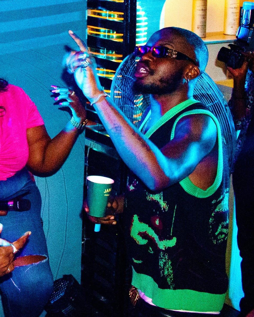 TPhotographytm's tweet photo. Lost files from #Gbagadaexpress release party 🔥🔥 https://t.co/q0c0GerLW0