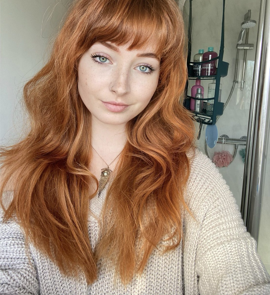 ikeafaery's tweet photo. before + after getting my hair cut 🍄 https://t.co/qdo6GFAqWZ