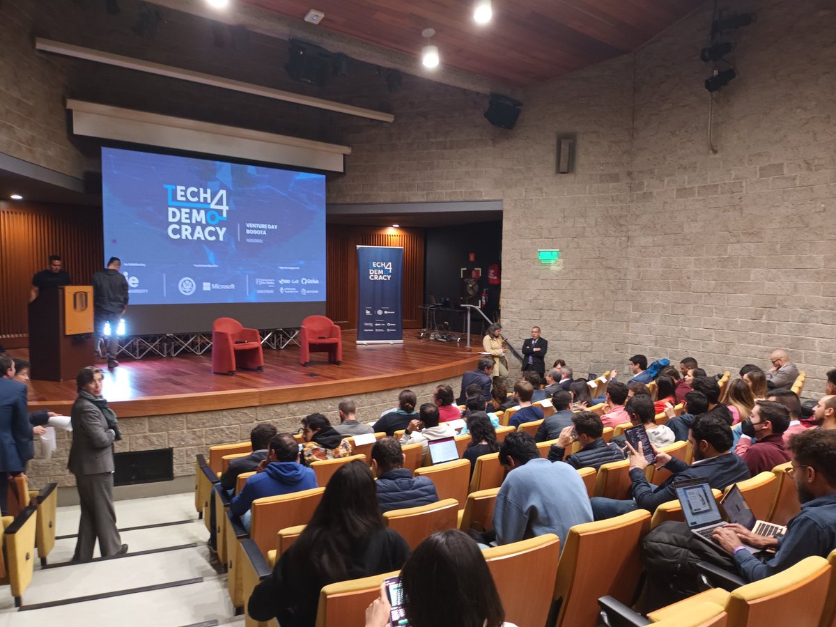 EVotingGlobal's tweet photo. #EVoting ganó ayer en Colombia 🇨🇴 la competencia de startups y scaleups en el #Tech4Democracy Venture Day Latinoamérica,  que premia las tecnologías que más promueven el ejercicio de la democracia.

Agradecemos a @IEuniversity y @StateDept por este reconocimiento. https://t.co/ocEyz1ca8l