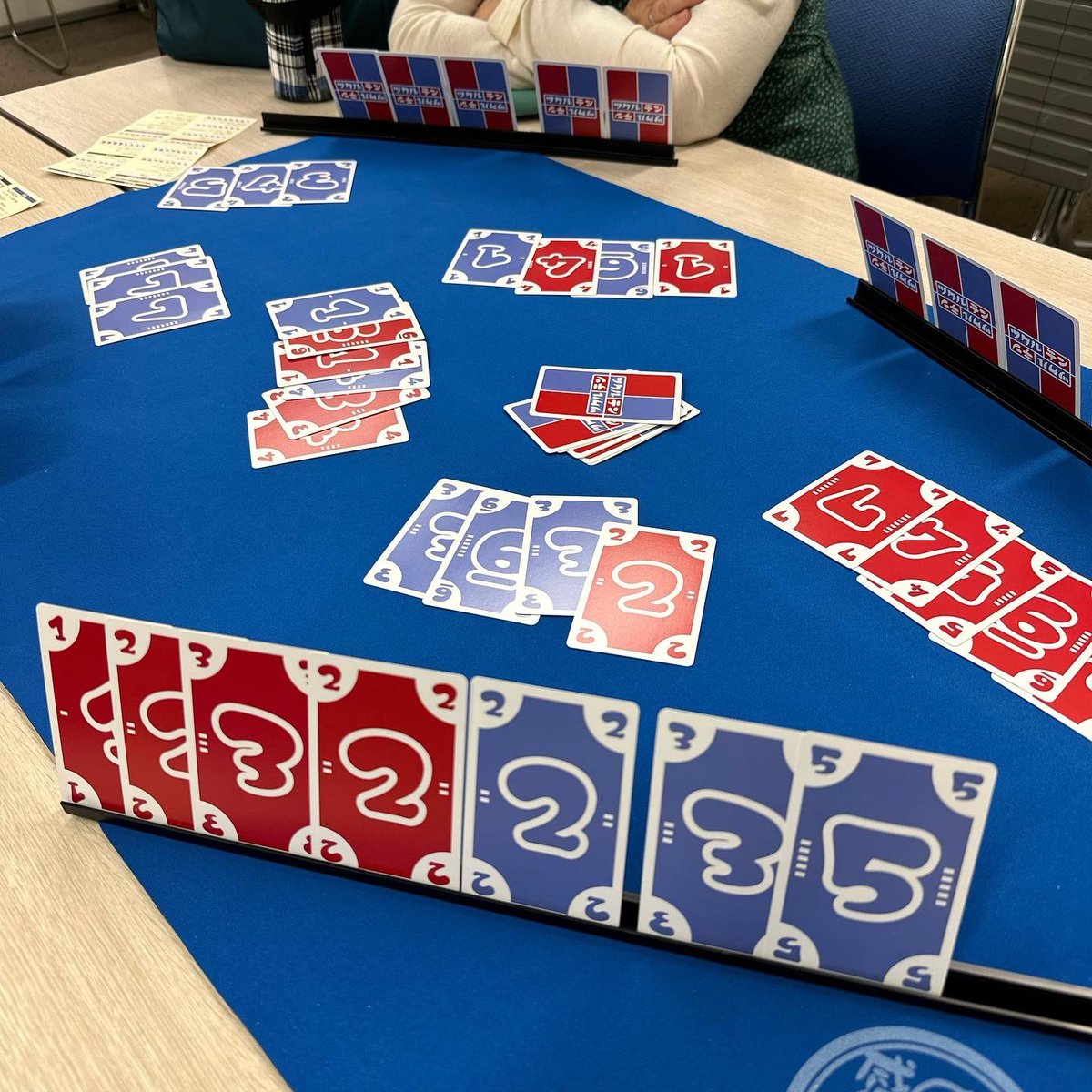 makipapa's tweet photo. 先週末の地元ボドゲ会。栄養素を適量とって過剰分は運動で排出する今日から始める健康生活 #コンサンプション 面白い!
#boardgame
#consumption
#sagaland
#tsukuruten
#boardgamequiz
#awkwardguests
#UPGS部会 #130th
#UPGSS #urawa https://t.co/TM2WlOxR4z