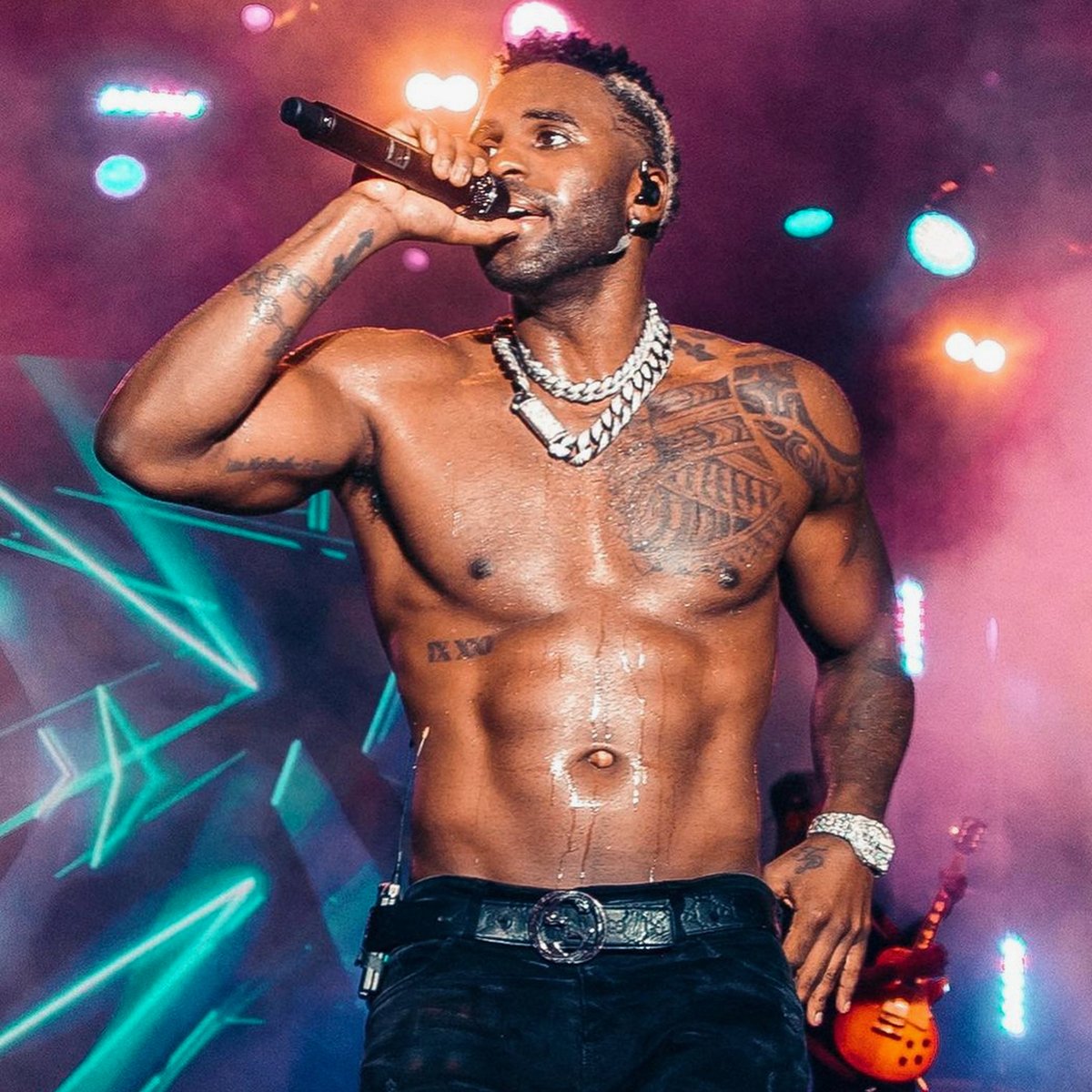 bbcthree's tweet image. This could be you! #ProjectIcon⭐️
Apply now: bbc.co.uk/projecticon

How it started                                            How it's going