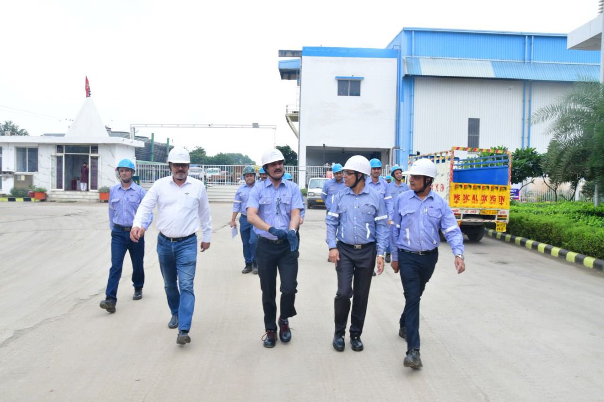 mahendra_sharad's tweet photo. Inauguration of State of Art office at JSW Steel Coated Products Ltd. Bawal plant today. Pleased to meet motivated Team of Bawal plant and see cleanliness of plant and operations. Well done Bawal team and keep doing good work with continuous improvement to service our customers https://t.co/Is6scl9tmp