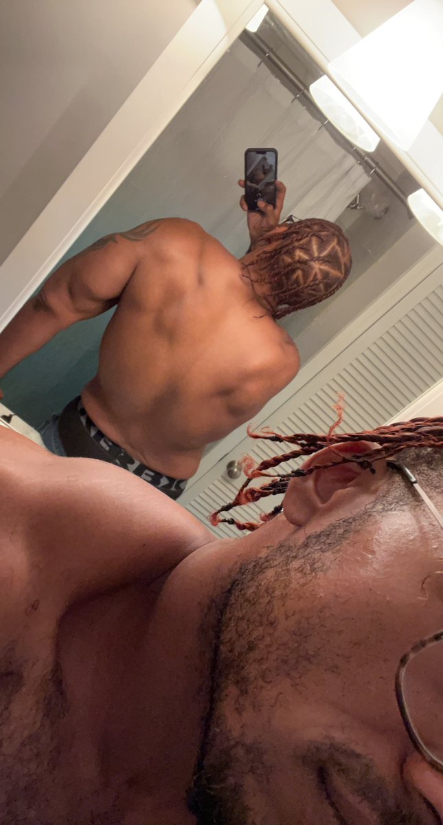 MasculineSissy1's tweet photo. That back… #back #cobraback #thickback #redhead #gingersnap #GingerHair #gingerbear #gingergay #prettyback #prettynjgga #prettyniggashit #prettyboyshit #prettyboysavagé https://t.co/4GYo0a9z0i