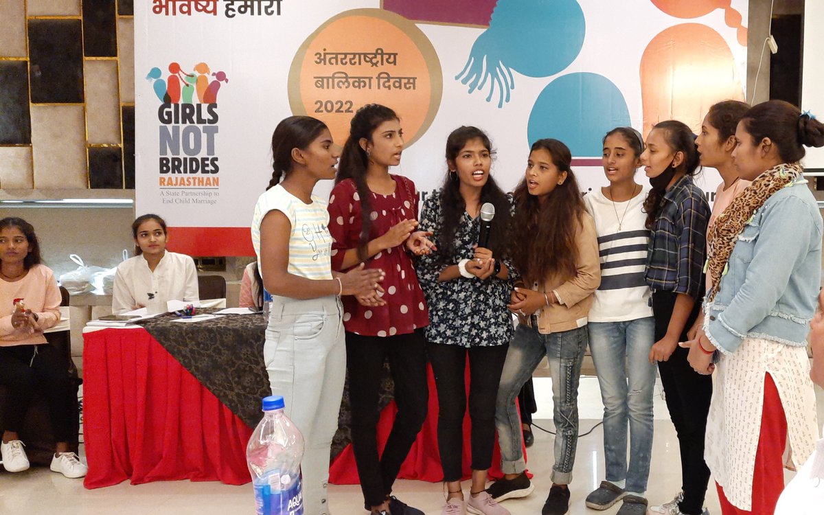 Today, Vikalp's girl leaders participated in a state-level event organized by GNB Rajasthan on the occasion of #IDG2022.
#VikalpSansthan #GirlsNotBrides #girlsempowerment #Youth4Equality #Leadership